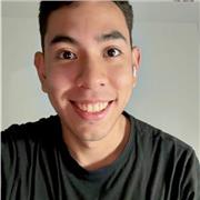 Joven estudiante de inglés con ganas de trabajar con niños y transmitir los conocimientos del idioma